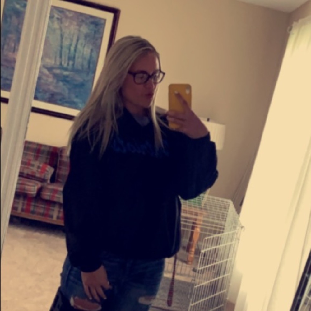 Meet your Posher, Kayla